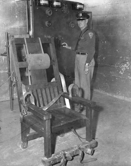 BFC-A0613-McAlester_Electric_Chair.jpg